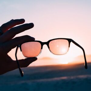 Magazin distributie rame de ochelari si ochelari de soare